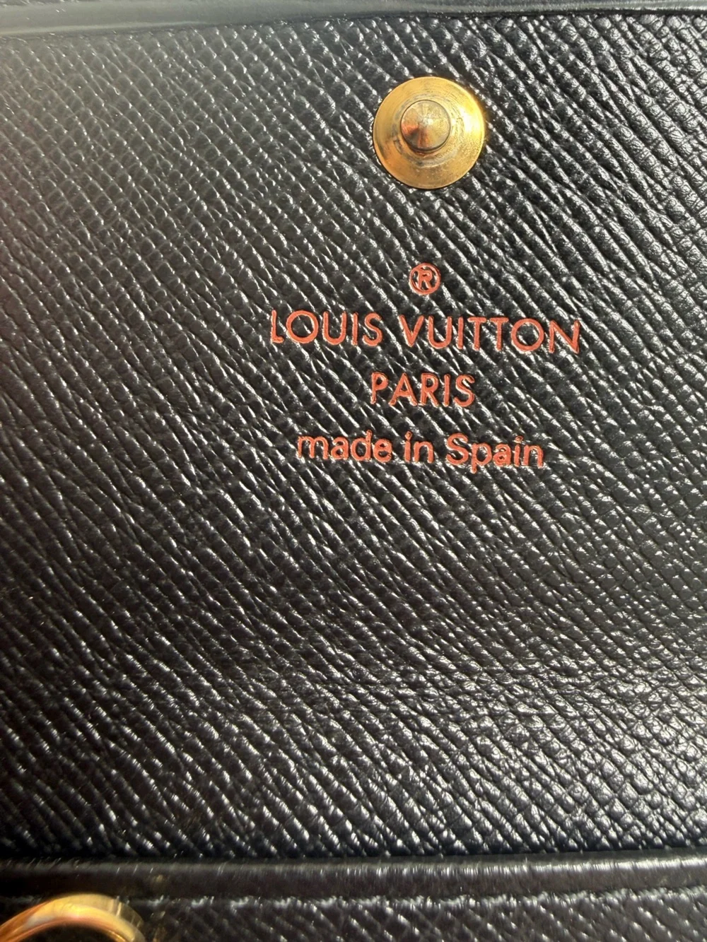 Louis Vuitton 6-Key Holder Black Textured Epi Leather Compact Wallet